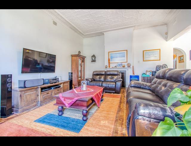3 BEDROOM FREEHOLD FOR SALE IN PARKTOWN